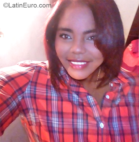 Date this tall Colombia girl Karen from Cali CO24012