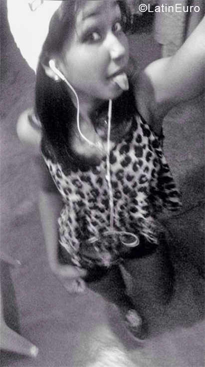 Date this good-looking Dominican Republic girl Liz from Santo Domingo DO32916