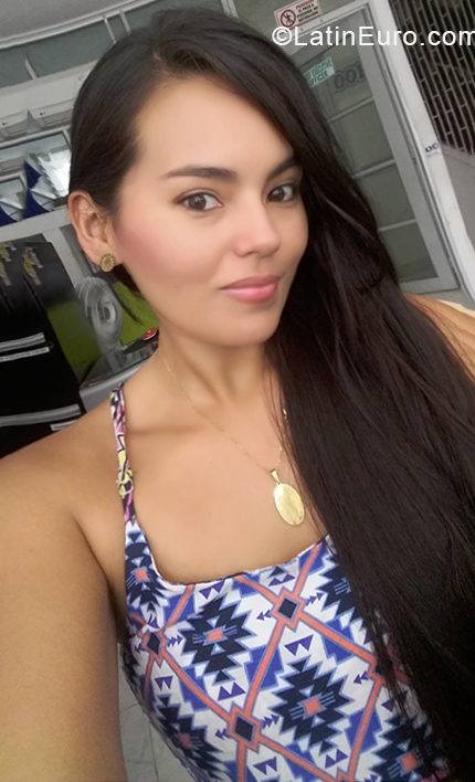 Date this lovely Colombia girl Maleja from Villavicencio CO24507