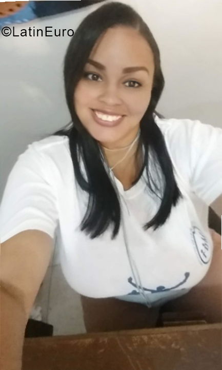 Date this fun Dominican Republic girl Mery from Santiago DO33492