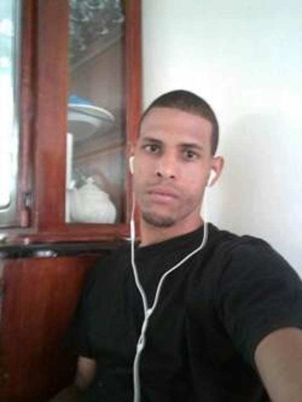 Date this stunning Dominican Republic man Estarlin from La Vega DO33566