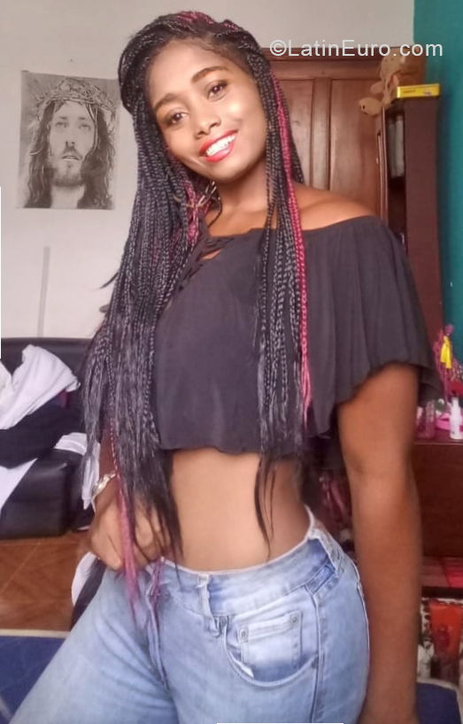 Date this hot Colombia girl Pilie from Pasto CO27589