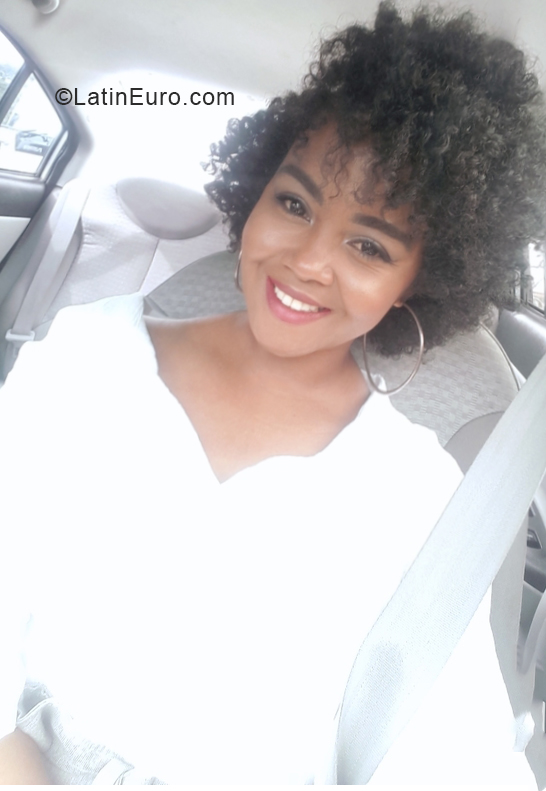 Date this georgeous Colombia girl Mar from Cali CO27348