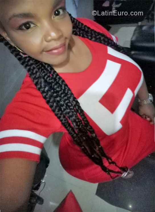 Date this lovely Colombia girl Nubia mayesti from Jamundi CO24700