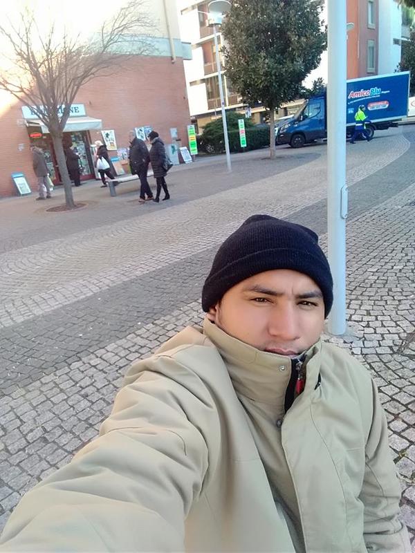 Date this hard body Italy man Jesus from Firenze IT308