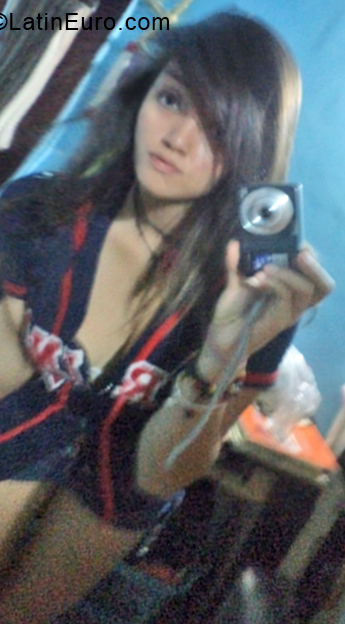 Date this fun Venezuela girl Marivi from Caracas VE2137