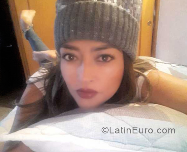 Date this passionate Colombia girl Mariluz montoya from Medellin CO24897
