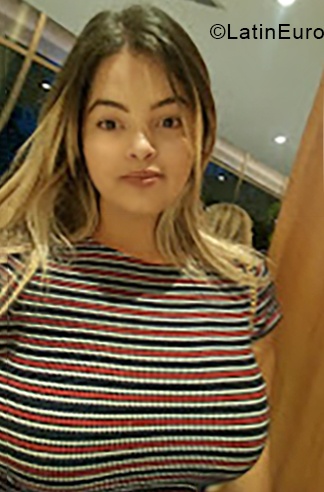 Date this georgeous Brazil girl Monique from Sao Paulo BR10781