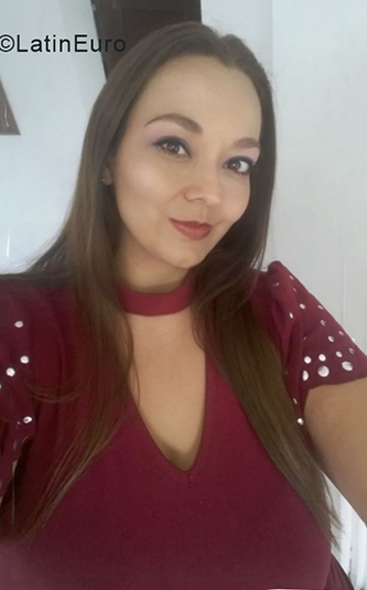 Date this hard body Colombia girl Elizabeth from Pereira CO25090