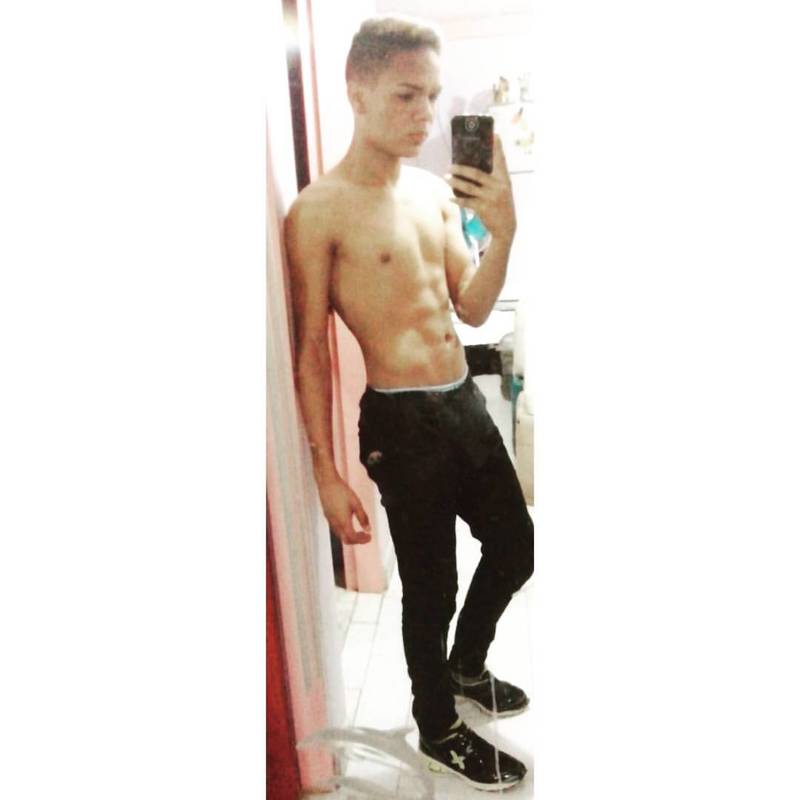 Date this stunning Venezuela man Johender from Ocumare VE2399