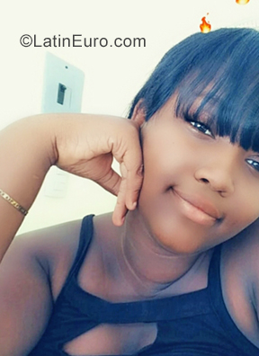 Date this delightful Dominican Republic girl Ana from Juan Dolio DO35174