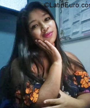 Date this cute Venezuela girl Yasnelys from El Tigre VE2506