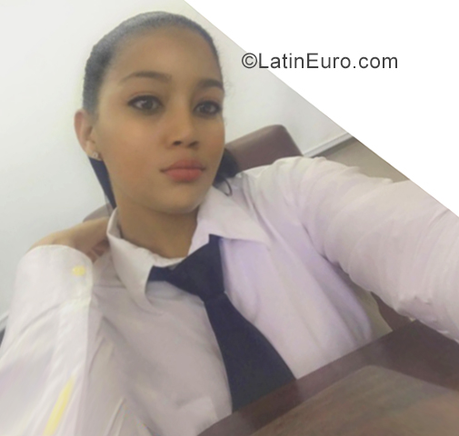 Date this gorgeous Dominican Republic girl Vilianny from Puerto Plata DO35425
