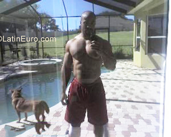 Date this sultry United States man Don from Glendale US20150