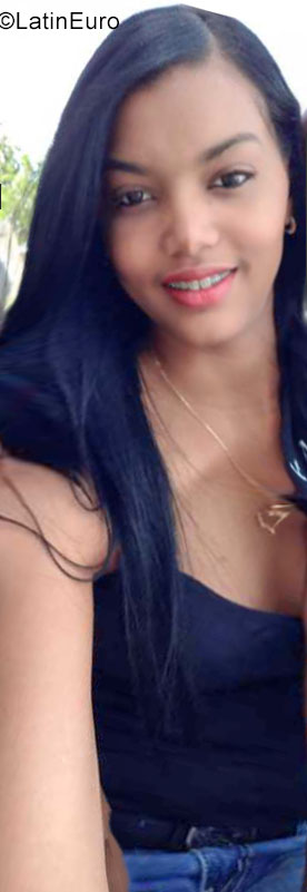 Date this hot Dominican Republic girl Maria from Santo Domingo DO35545