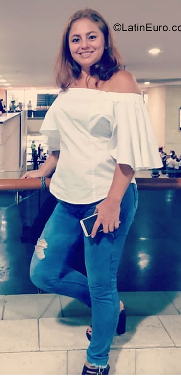 Date this charming Colombia girl Consuelo from Cali CO25834