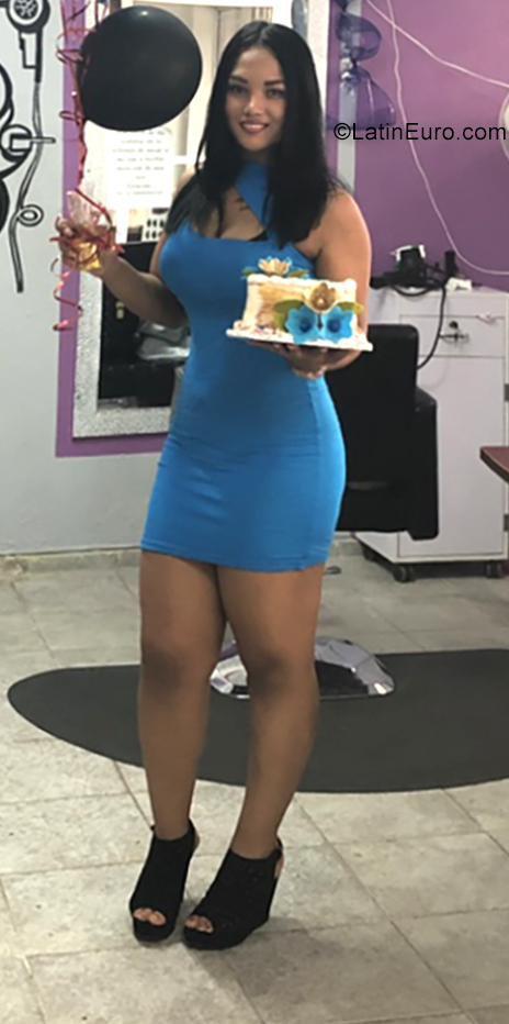 Date this lovely Dominican Republic girl Yomarlin from Santiago DO36135