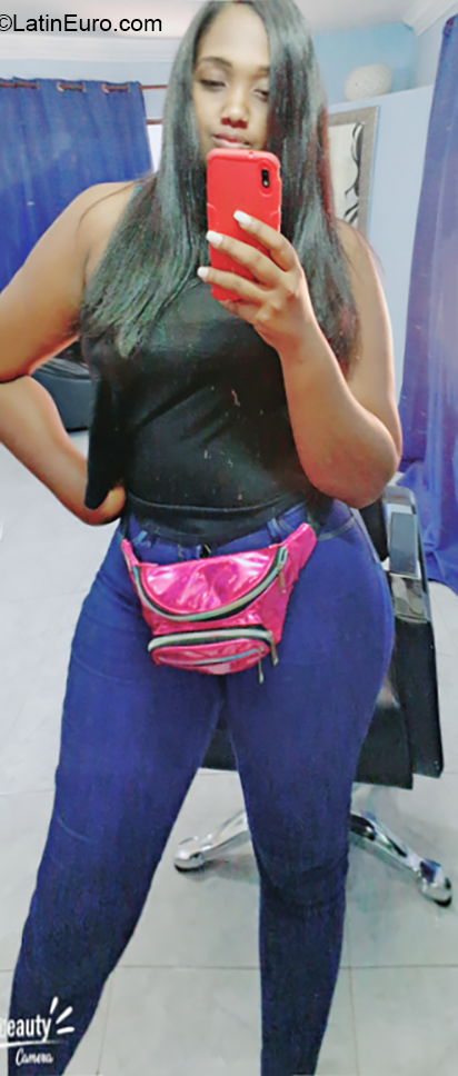 Date this young Dominican Republic girl Miguela from Santo Domingo DO35726