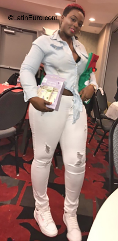 Date this georgeous Jamaica girl Anika from St Ann JM2627