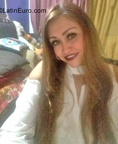 Date this athletic Colombia girl Diana from Bogota CO26040