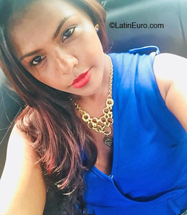 Date this beautiful Dominican Republic girl Ana from Santo Domingo DO36065