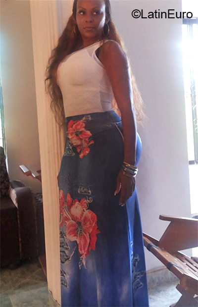 Date this passionate Colombia girl NAYFER from MEDELLIN CO26117