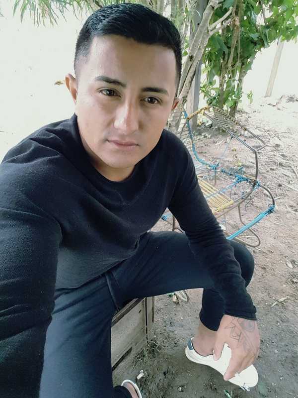 Date this charming Honduras man Josse from Yoro HN2710
