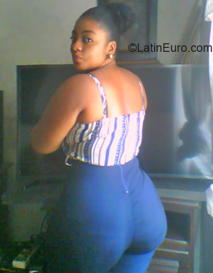 Date this gorgeous Colombia girl Eliany from Medellin CO26306