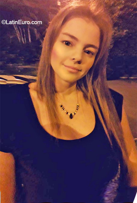 Date this cute Colombia girl Angelica from Medellin CO26465