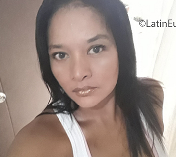 Date this attractive Colombia girl Any from Cali CO26965