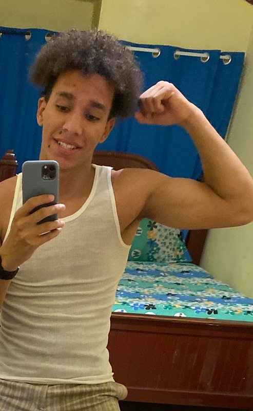 Date this funny Dominican Republic man Yafrel from Santo Domingo DO37763
