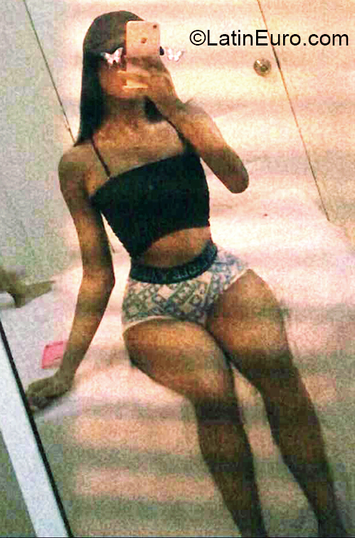 Date this cute Dominican Republic girl Sandra from Santiago DO38031