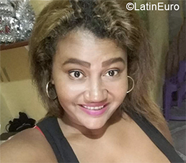 Date this nice looking Brazil girl Katarina from Canoa Quebrada BR11131