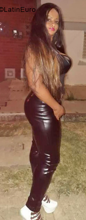 Date this pretty Colombia girl Zora from Cali CO28083