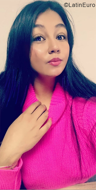 Date this passionate Colombia girl Lorena from Bogota CO28261