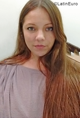 Date this nice looking Brazil girl Ana Cristina from Sao Paulo BR11219
