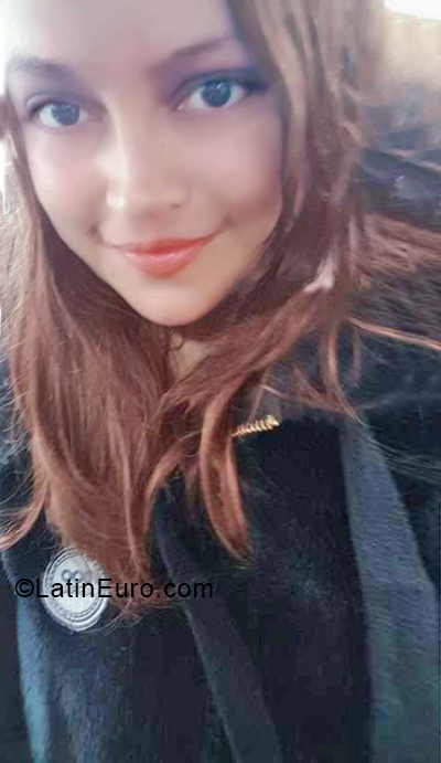 Date this foxy Peru girl Sofia from Lima PE1651