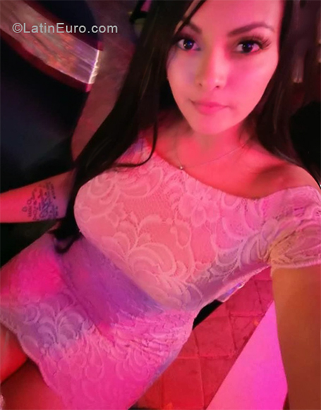 Date this funny Costa Rica girl Belkis from San Jose CR416