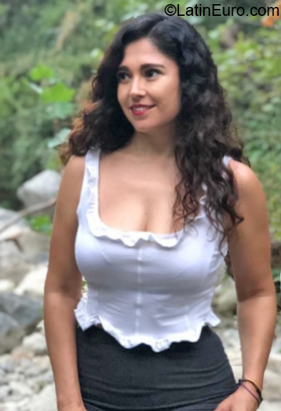 Date this charming Mexico girl Blanca from Monterrey MX2082