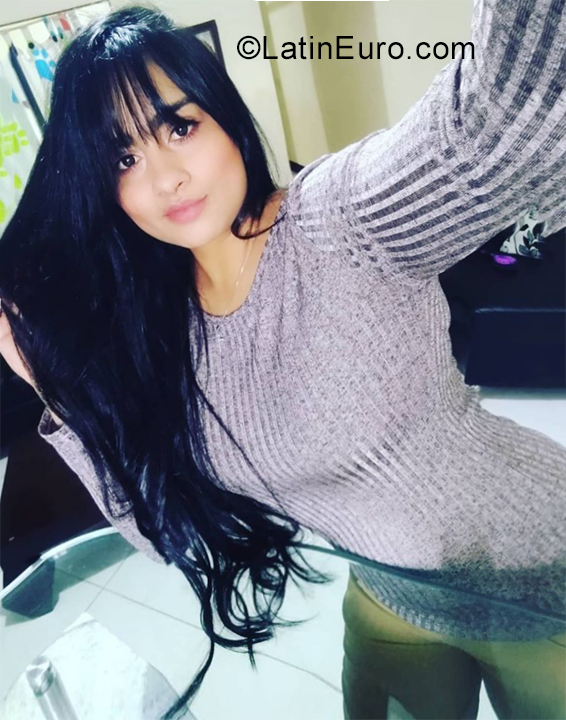 Date this fun Colombia girl Karen from Medellin CO28738