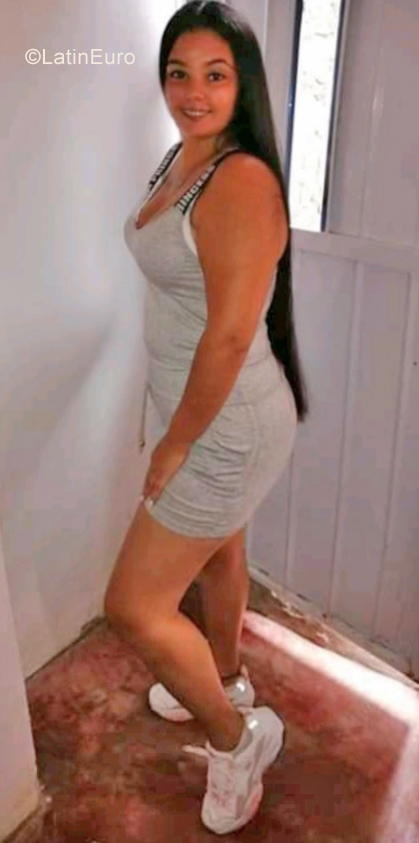 Date this beautiful Colombia girl Belkis from Barranquilla CO28941
