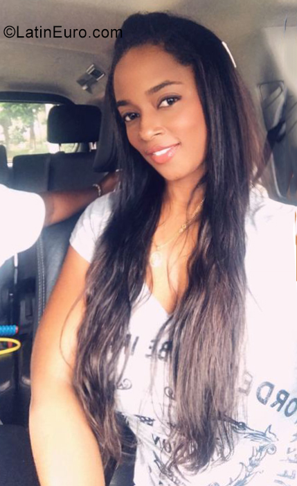 Date this sensual United States girl Mayc from Medellín CO30860