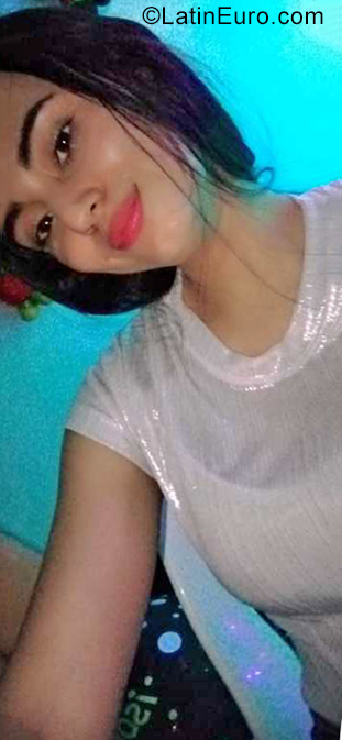 Date this georgeous Colombia girl Katha from Bucaramanga CO29080