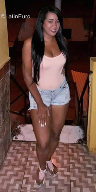 Date this voluptuous Colombia girl Genesis from Cali CO29283