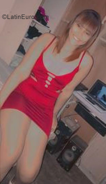 Date this sultry Dominican Republic girl Celanny vasque from Santo Domingo DO39371