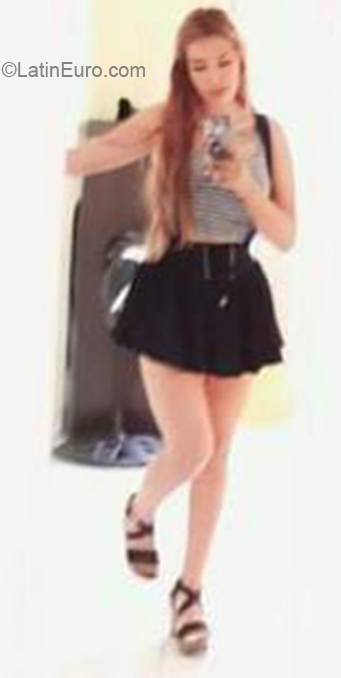 Date this voluptuous Peru girl Jackeline from Tacna PE1879