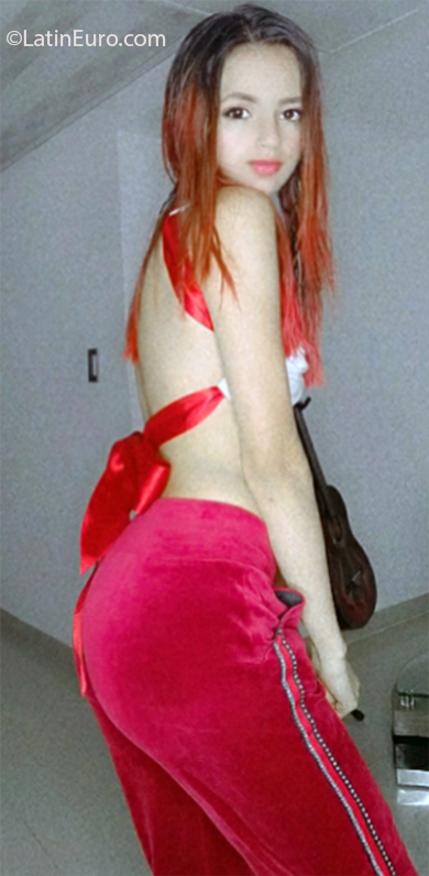 Date this hot Colombia girl Julissa from Popayan CO30086