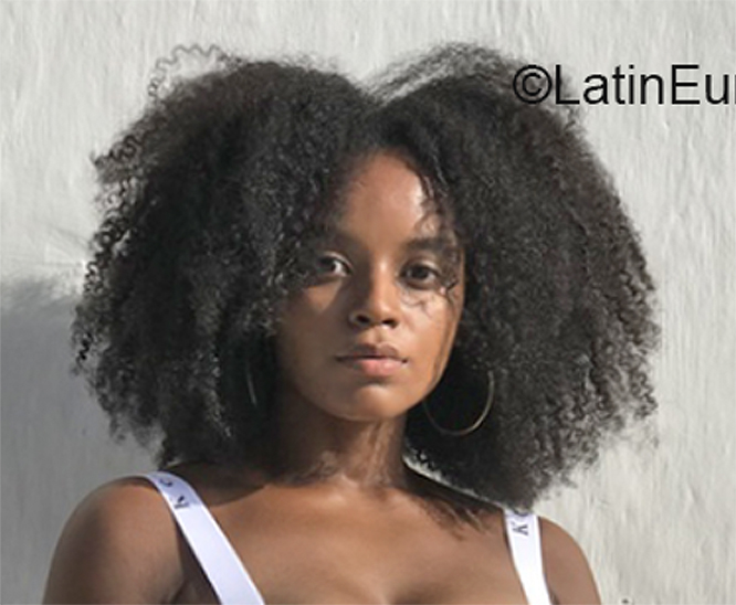 Date this lovely Colombia girl Clarivel from Barranquilla CO30263