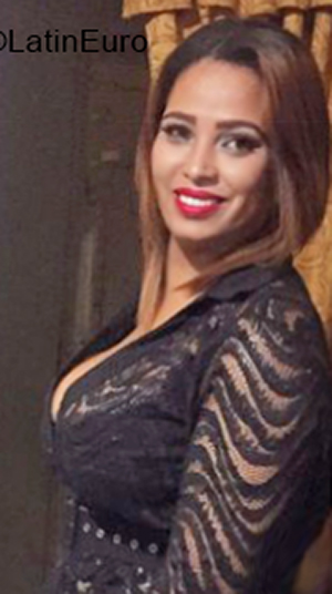 Date this young Dominican Republic girl Leidy laura from Santo Domingo DO39866