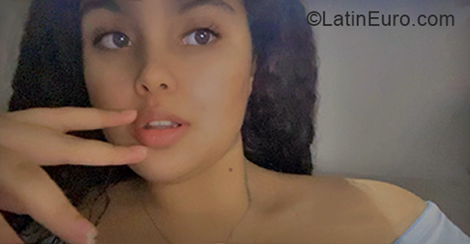 Date this stunning Peru girl Fabiola from Lima PE1896